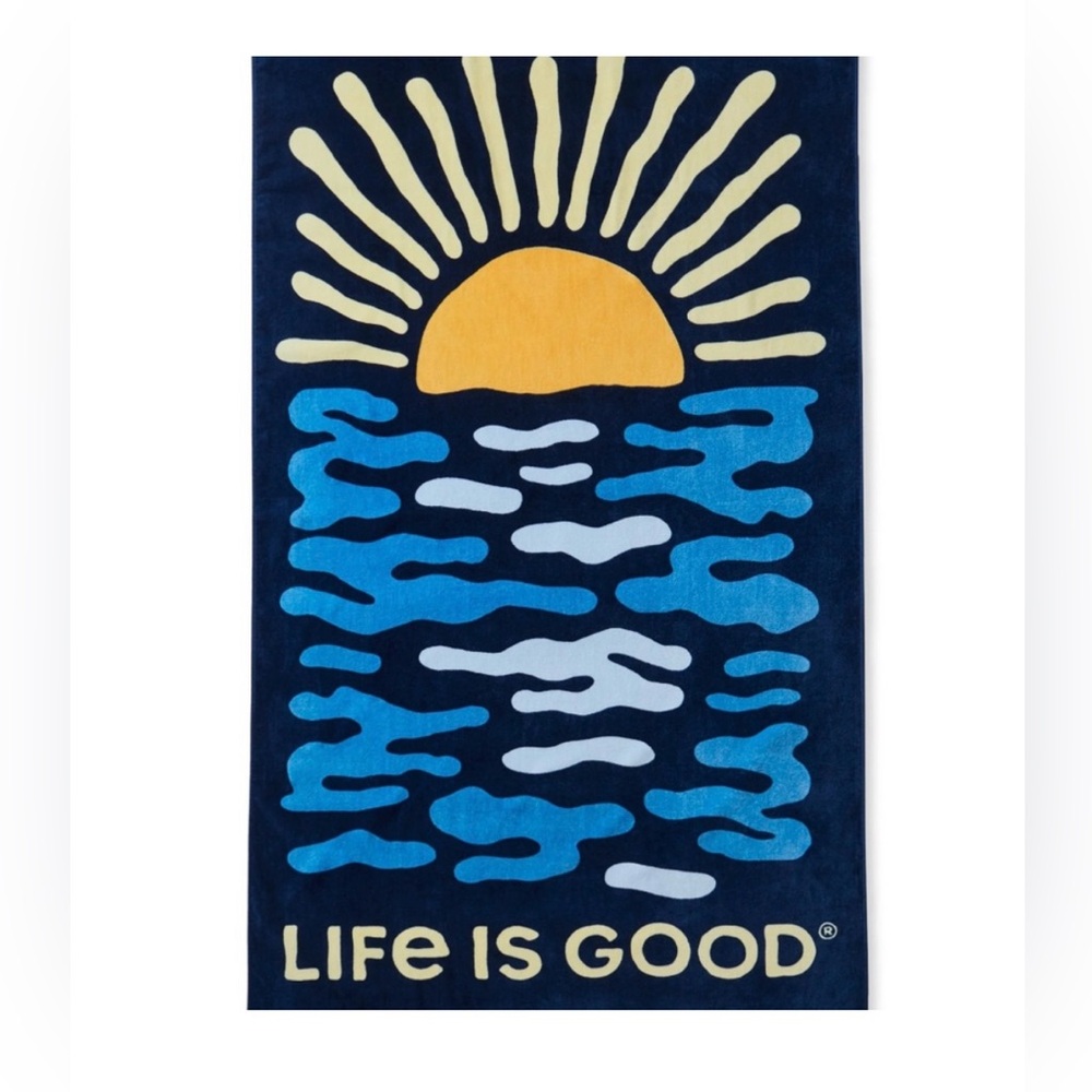 🆕 Life is Good Sun Over the Water Beach Towel
